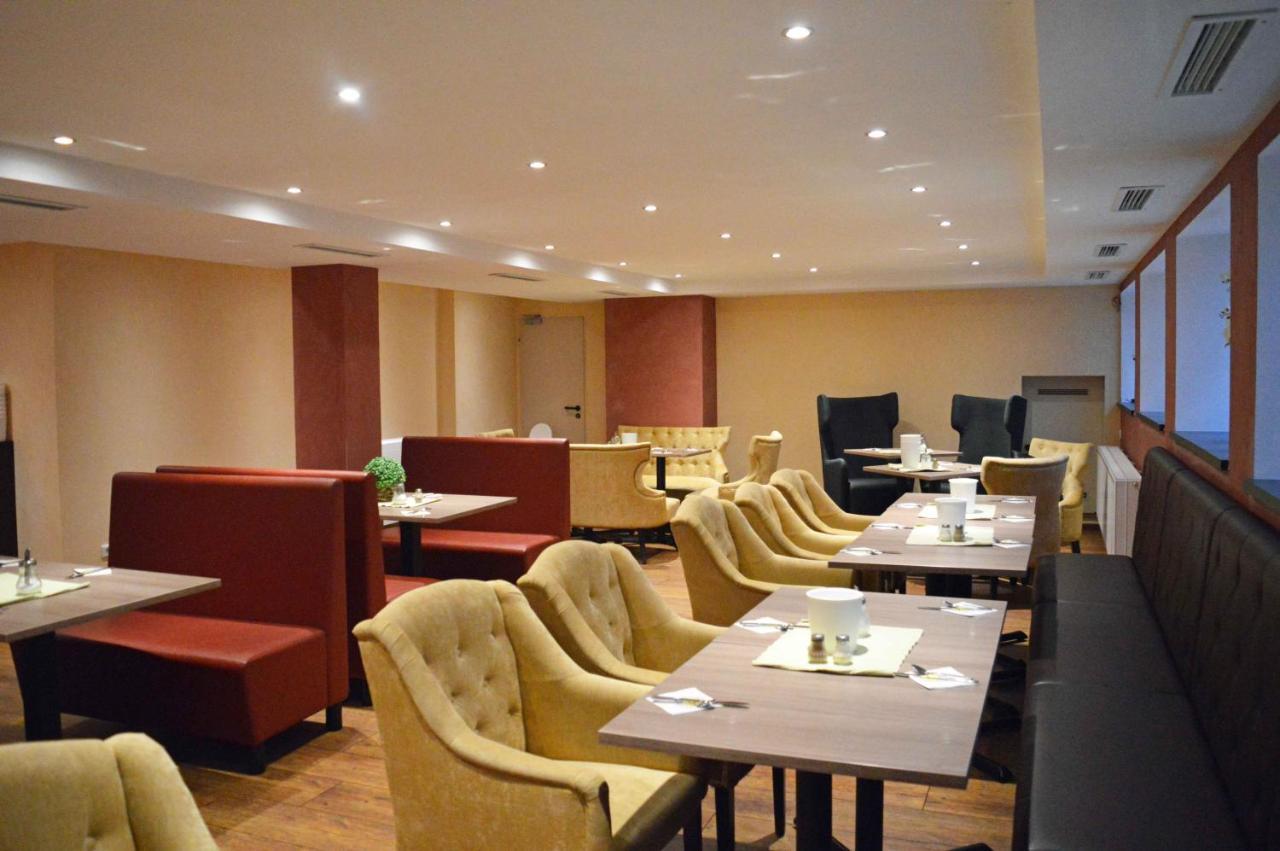 Aparthotel Jaegerhaus 빌링겐 외부 사진