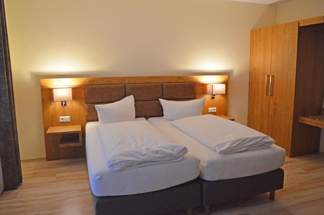 Aparthotel Jaegerhaus 빌링겐 외부 사진