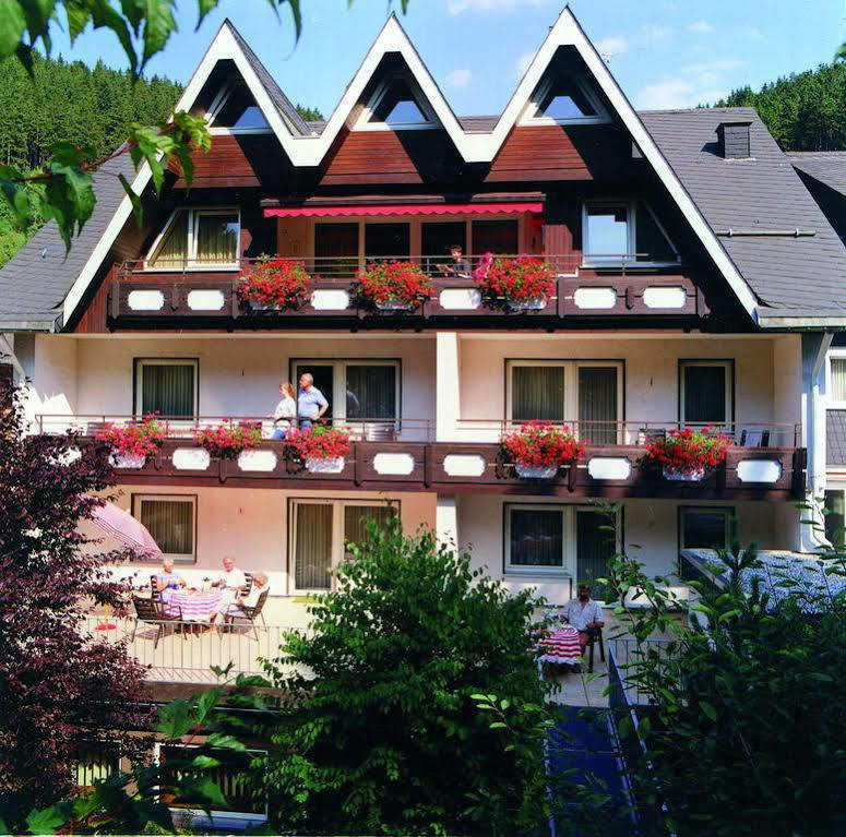 Aparthotel Jaegerhaus 빌링겐 외부 사진